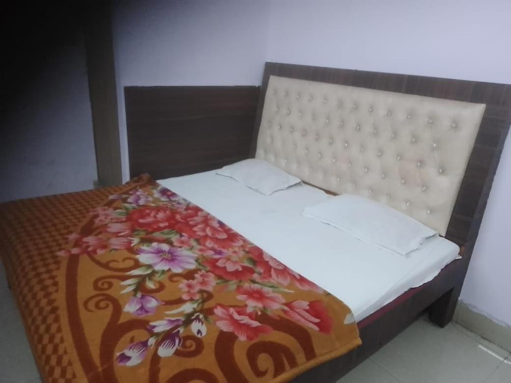 Hotel Maharaja Inn By Wb Inn Kānpur Eksteriør bilde